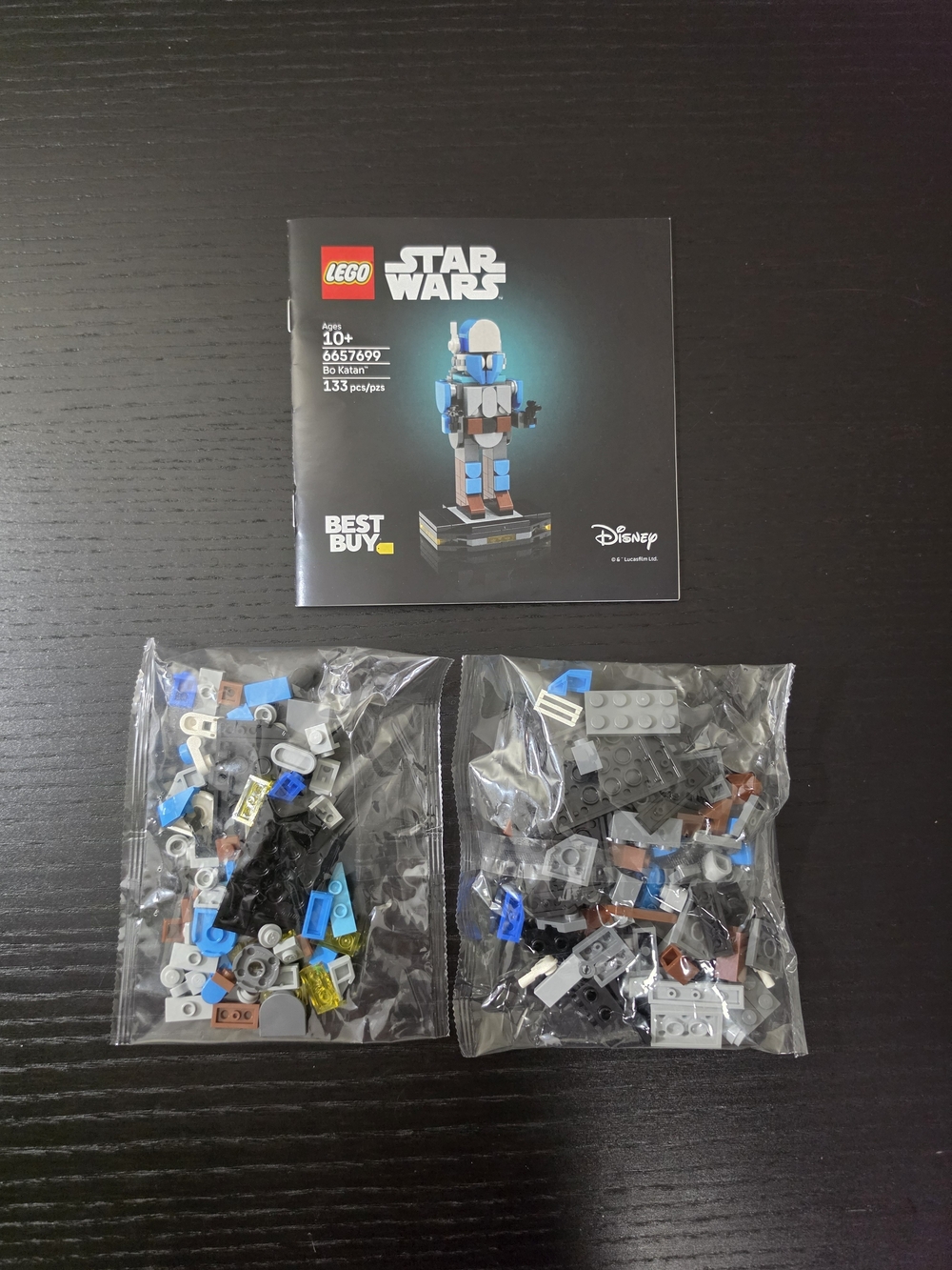 LEGO Star Wars Blue Mandalorian BrickHeadz Figure - Blue